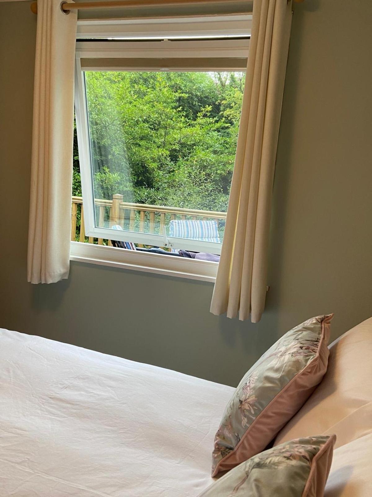 Chalet 64, Lakeside, Glan Gwna Holiday Park 卡纳芬 外观 照片