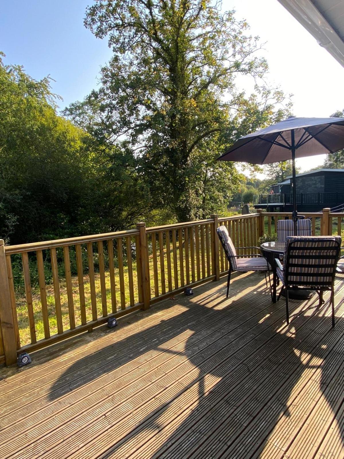 Chalet 64, Lakeside, Glan Gwna Holiday Park 卡纳芬 外观 照片