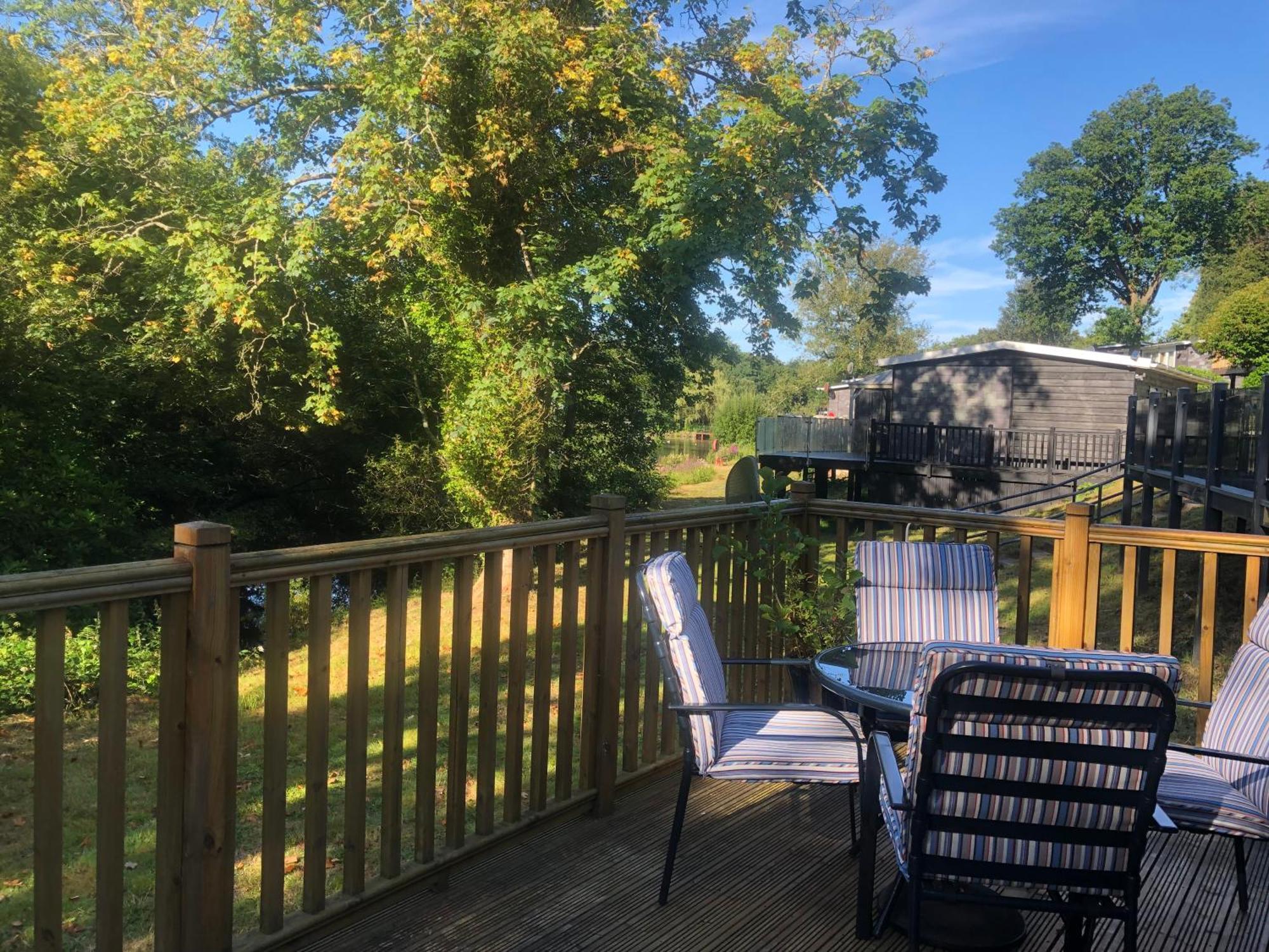 Chalet 64, Lakeside, Glan Gwna Holiday Park 卡纳芬 外观 照片